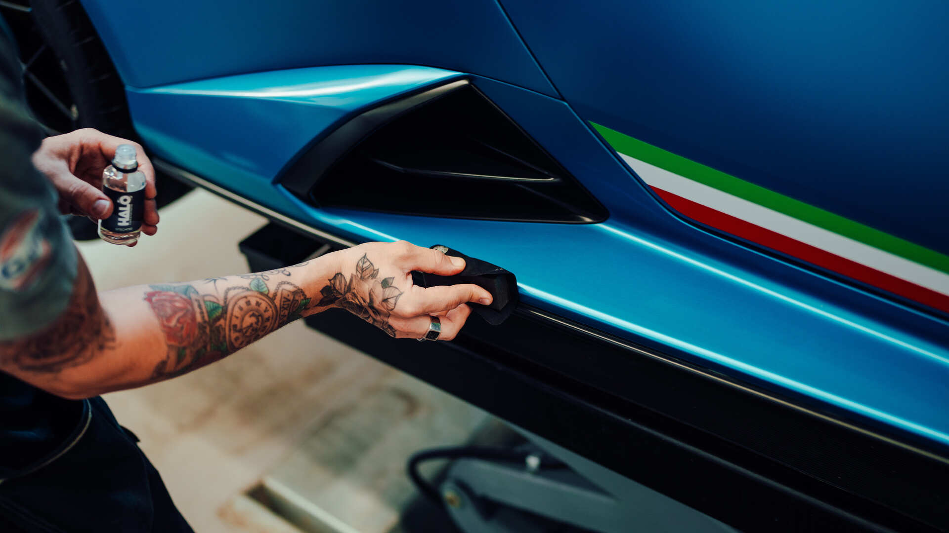 Lamborghini coverring transparent